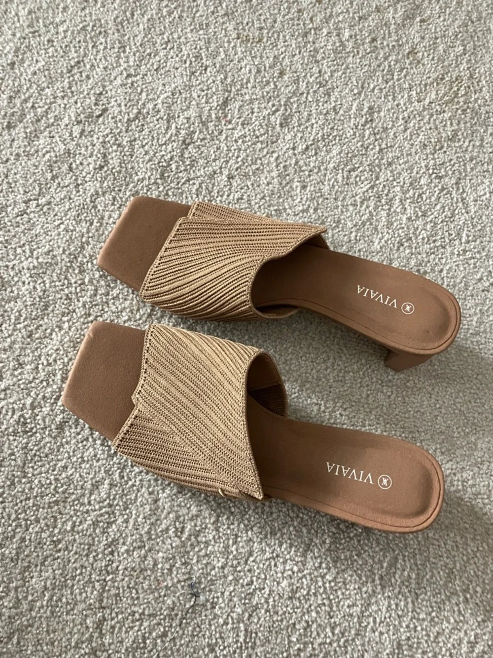 VIVAIA Square-Toe Block Heel Sandals excellent condition size 39 tan color - Picture 3 of 5